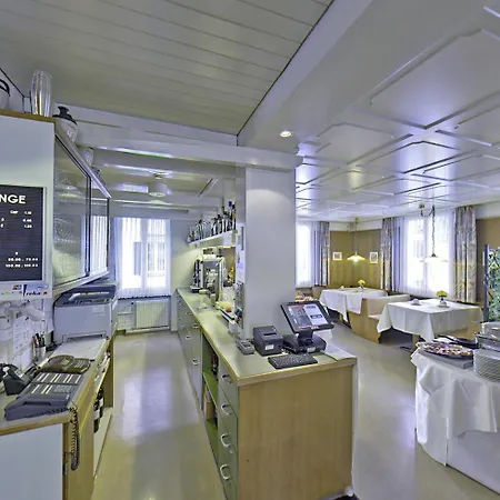 Otel Sporting 2*