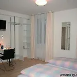 Sporting 2*